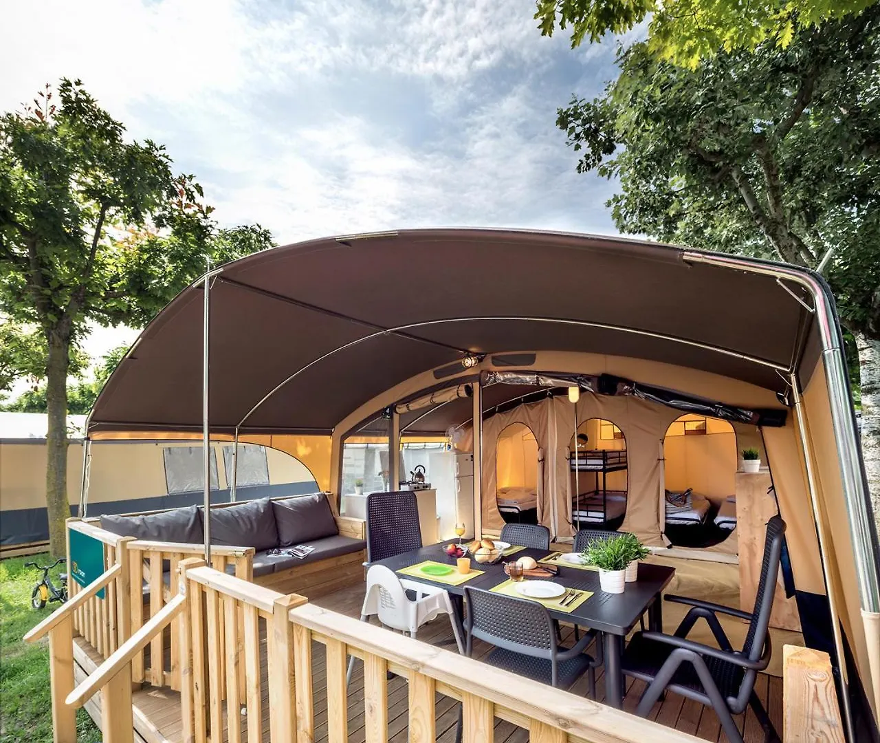 Campsite Camping Bi-Village - Roan Valbandon