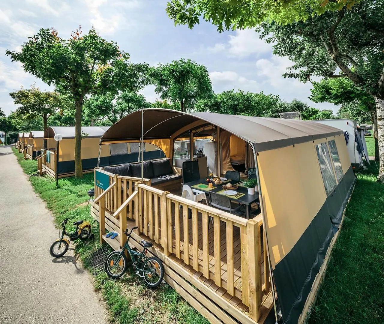 Camping Bi-Village - Roan Valbandon Campsite