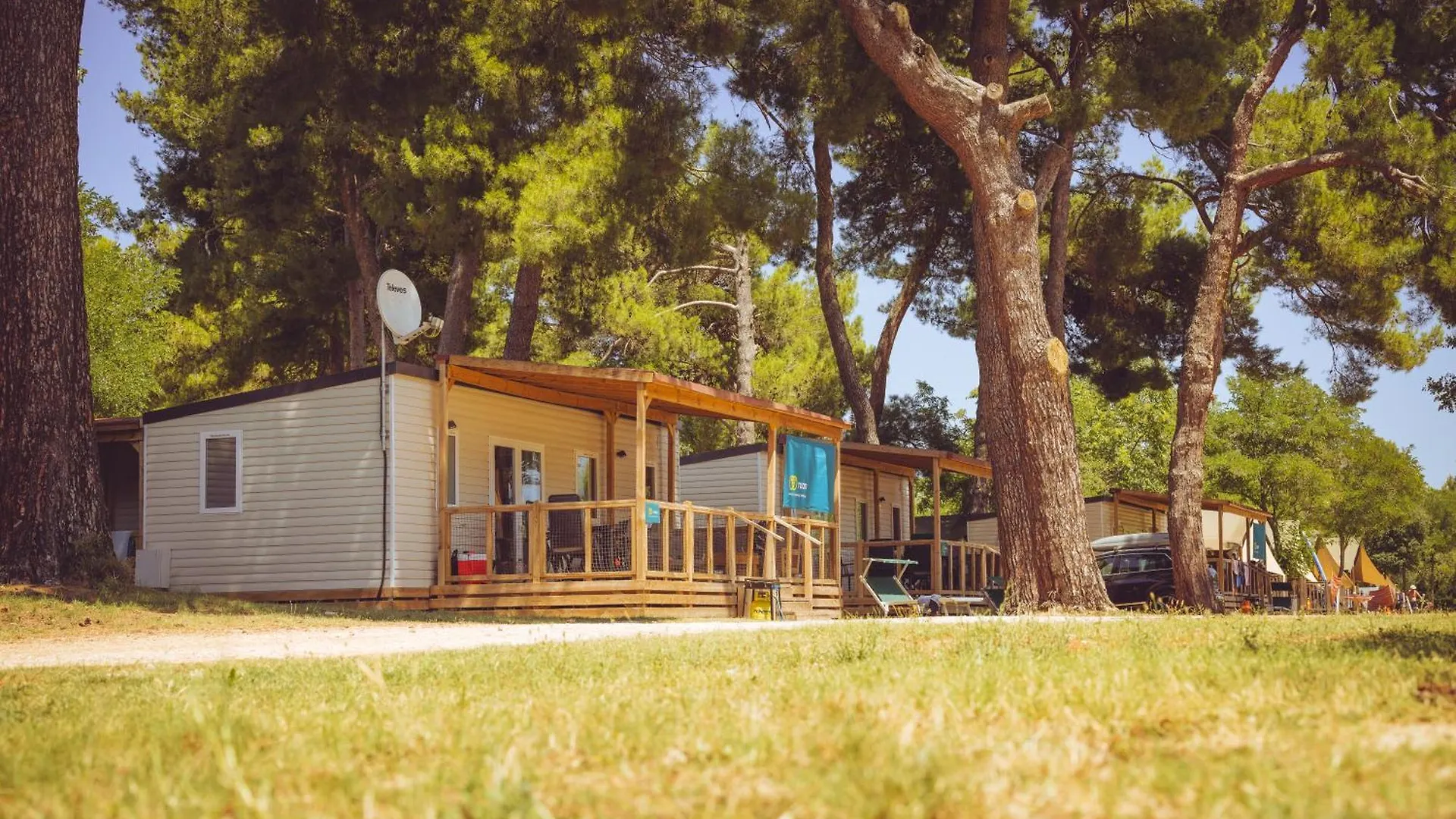 Camping Bi-Village - Roan Valbandon